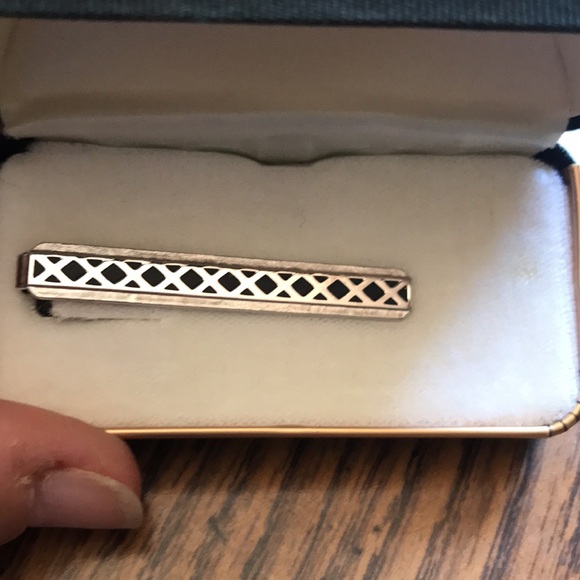 Used tie clips by SWANK - Picture 3 of 8